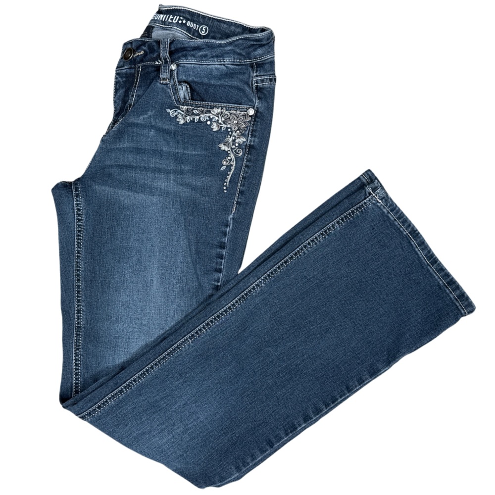 Indigo United Low Rise Bootcut Embroidered and Rhinestone Denim Jeans Women’s 5
